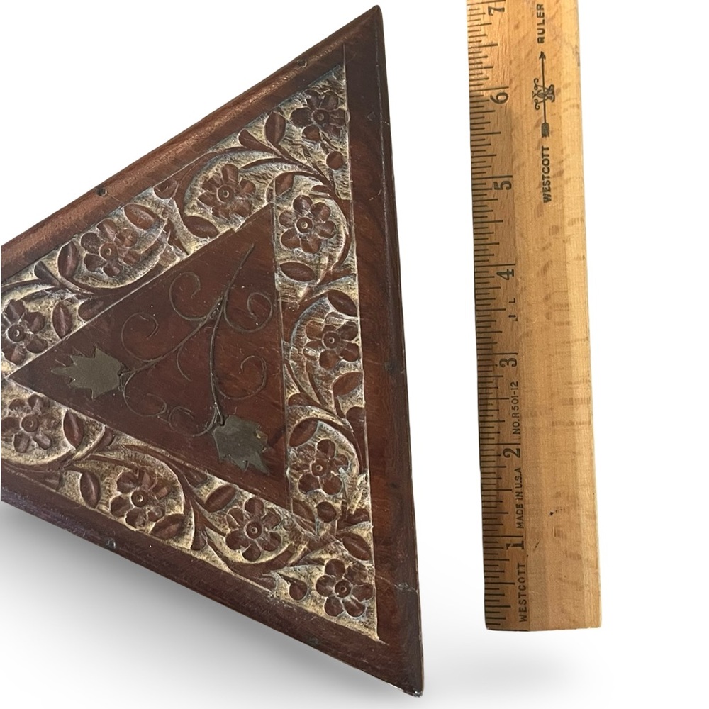 Carved Triangular Jewelry Box - Picture 6 of 6